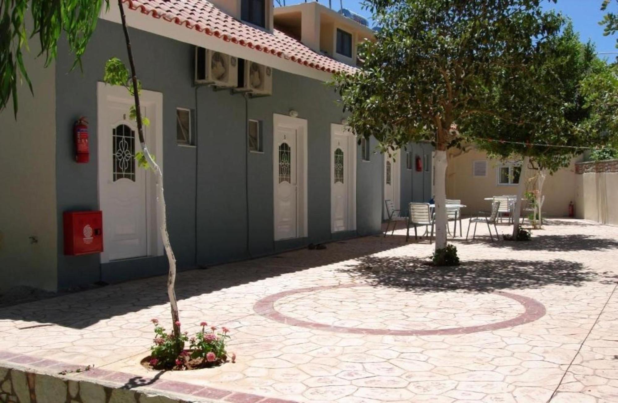 Pansion Koroni L'Antic Hotel Exterior foto